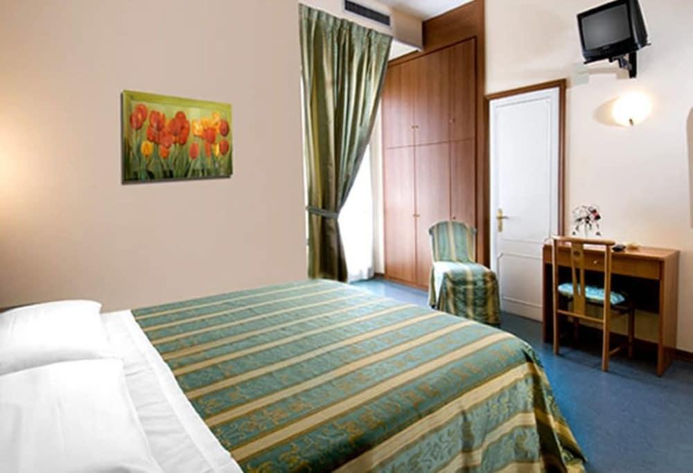 Hotel Acerboli Rimini Exterior photo